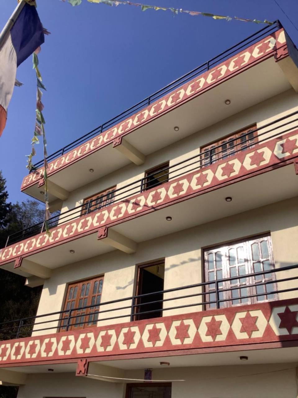 Countryside Comfort Homestay Нагаркот Екстериор снимка